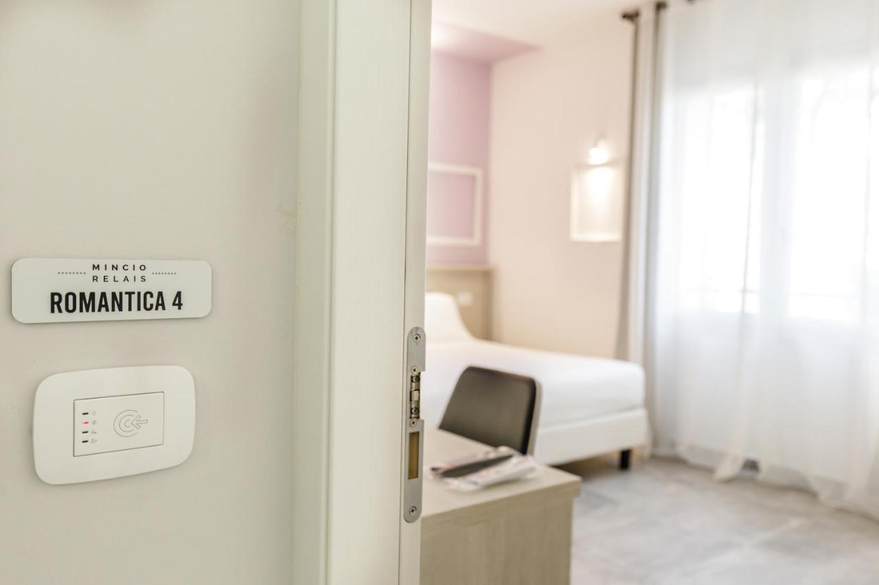 مبيت وإفطار كاستلْنْيوفو ديل غارد Mincio Relais المظهر الخارجي الصورة
